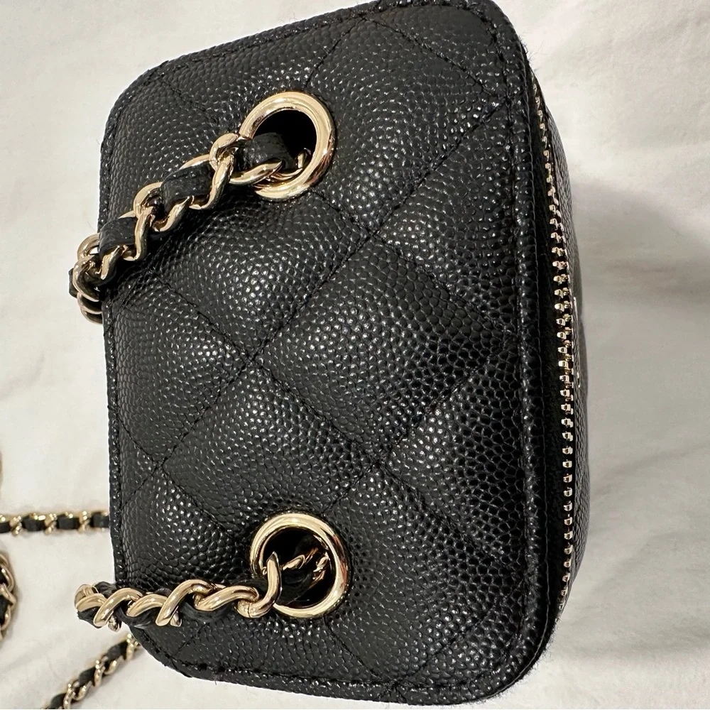 Chanel Caviar Square Mini Vanity Case with Chain - Picture 9 of 15